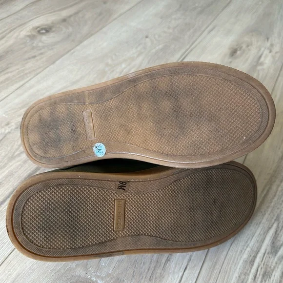 Green Tommy Hilfiger Sneakers - Picture 5 of 7